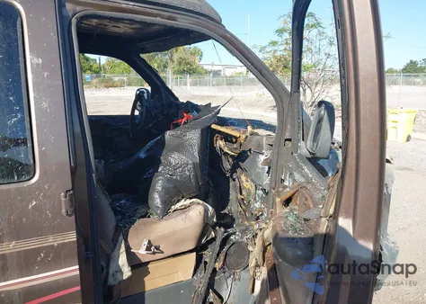 1998 GMC Savana Rv z USA, uszkodzony, nr VIN 1GDFG15RXW1009080